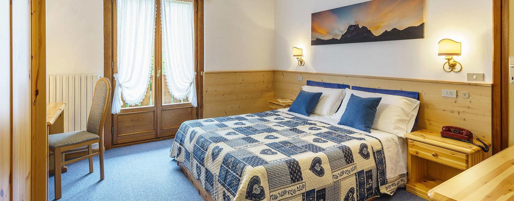 Hotel Roma San Vito di Cadore Buitenkant foto